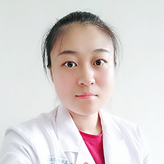 熊猫体育咖啡斑面部有不规则的浅咖色斑图(图4)